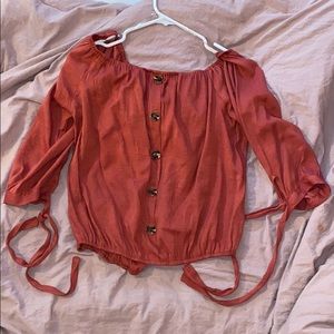 Off the shoulder sleeve shirt